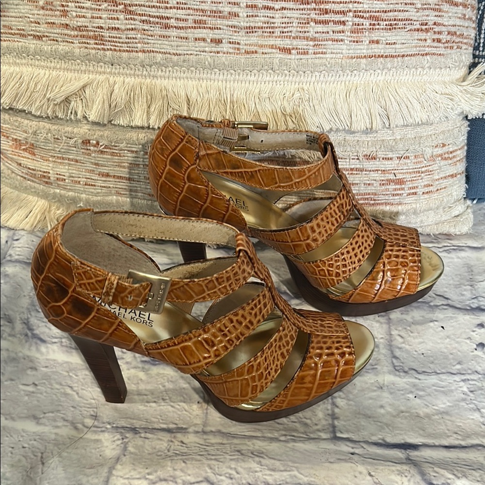 Michael Kors Croc Embossed High Heels - Picture 4 of 8